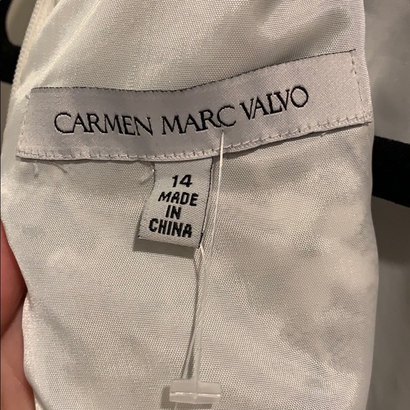 New Carmen Marc Valvo Black & Ivory Lace Dress - Picture 4 of 6